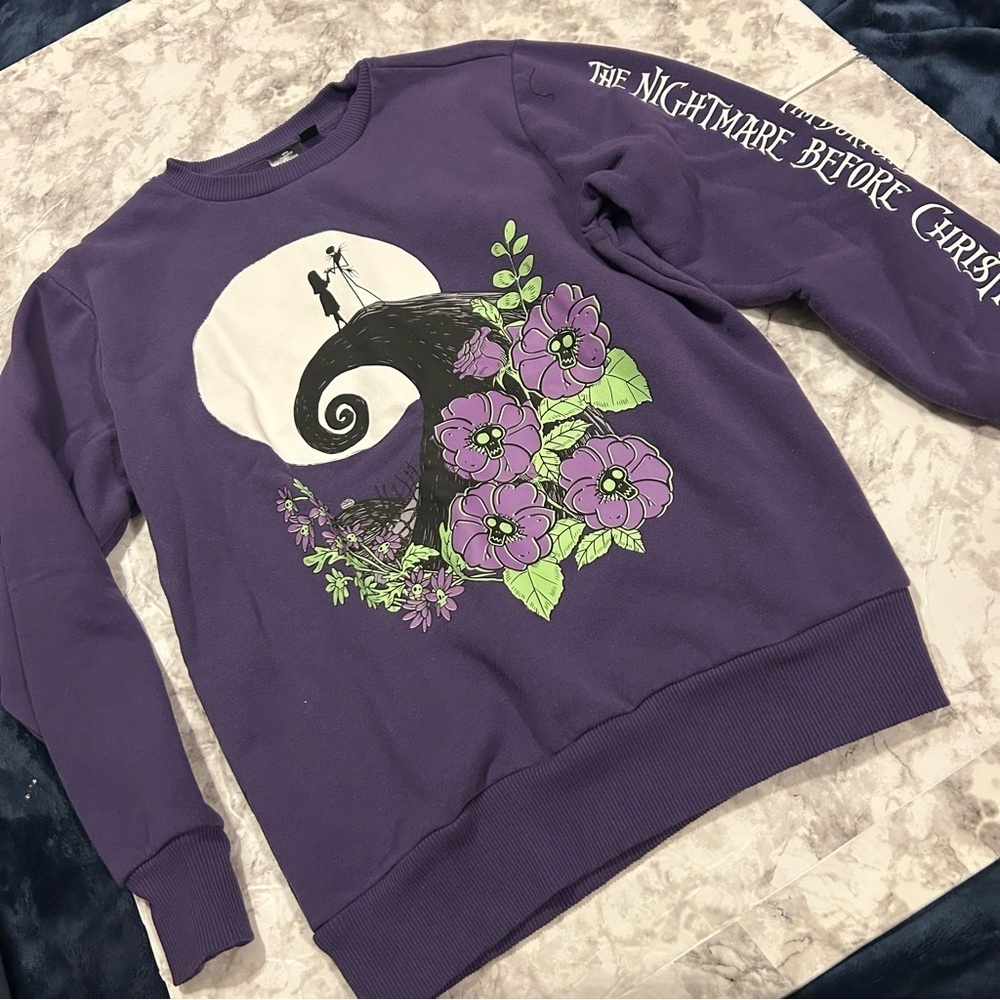 Women’s Nightmare Before Christmas Purple Pullover Character Sweatshirt size XS